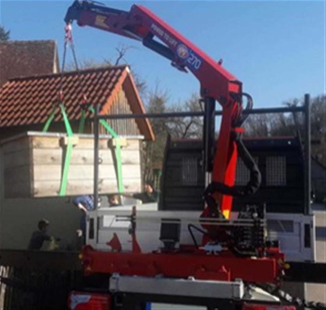 Who is HMF – and why choose HMF cranes?